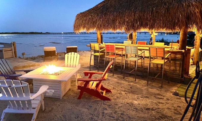 Doctor's Arm Casa | Oceanfront Paradise w new 365' Dock Huge Tiki and Firepit. Dogs OK