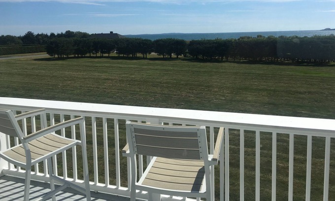 South Dartmouth Casa | Oceanfront Private Home in Exclusive Gated Golf Community