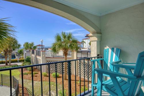 North Topsail Beach Casa | Oceanfront Resort with Pools - Onsite Restaurant - Premier Condo