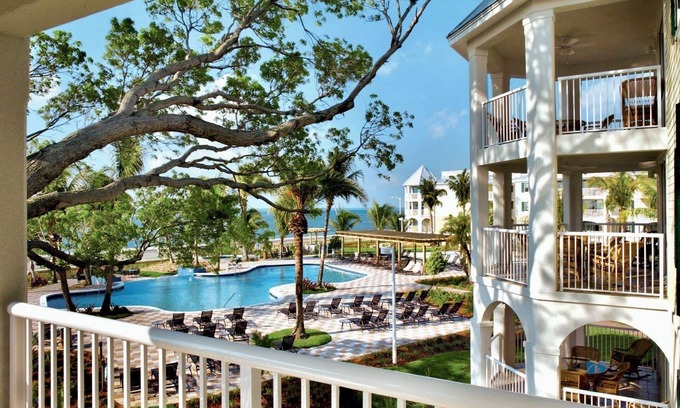 Key West Complejo | Oceanfront Resort, Infinity Pool, Hot Tub, Courtyard, Sleeps 6, 7 Nights, Hyatt