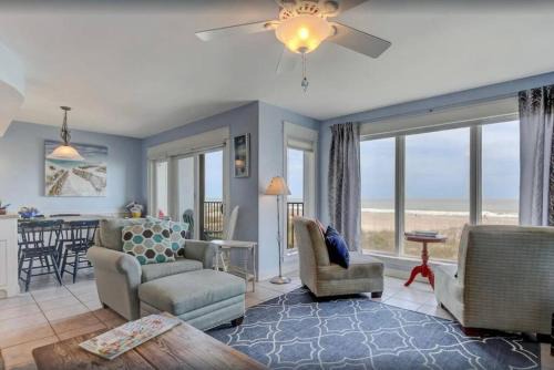 Ocean Cay Apartamento | Oceanfront Retreat with a Remarkable View. NEW!