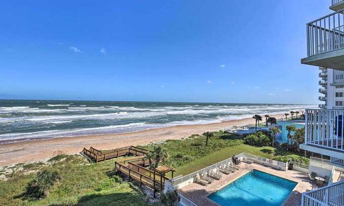 Seawinds Condo Condominio | ¡NUEVO! ¡Pasos de retiro frente al mar de Ormond Beach!
