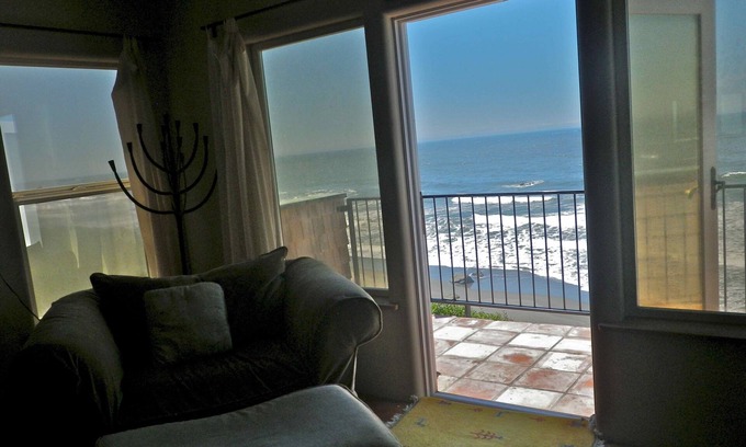 Gold Beach Villa | La Hacienda Beach House - Oceanfront Villa de estilo español