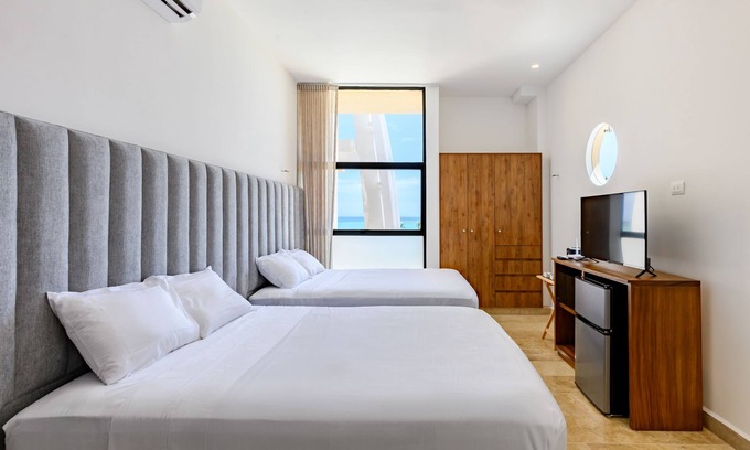 Telchac Puerto Apartamento | Oceanfront Studio with a Pool, WIFI, Central A/C, Great Location