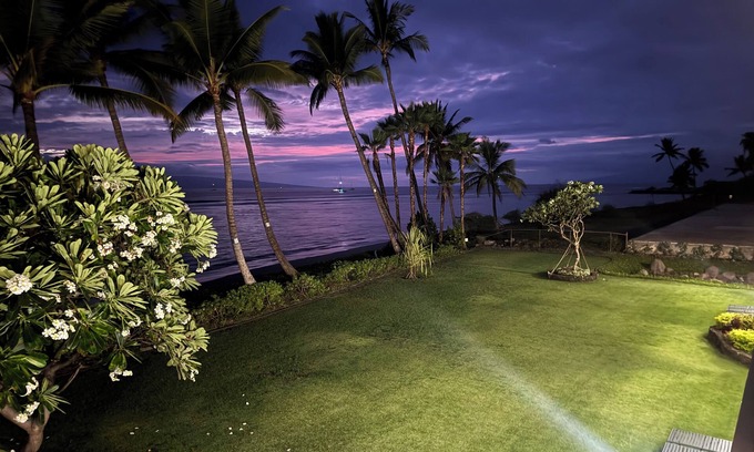 Lahaina Apartamento | Oceanfront Stunning Ocean Views in Paradise at Lahaina Shores Studio