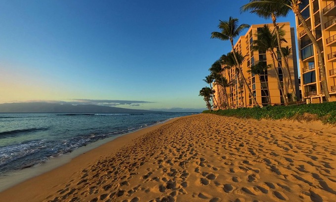 Honokowai Hotel | Suite frente al mar con ventanas de piso a techo, lanai, Wi-Fi gratuito y estacionamiento gratuito