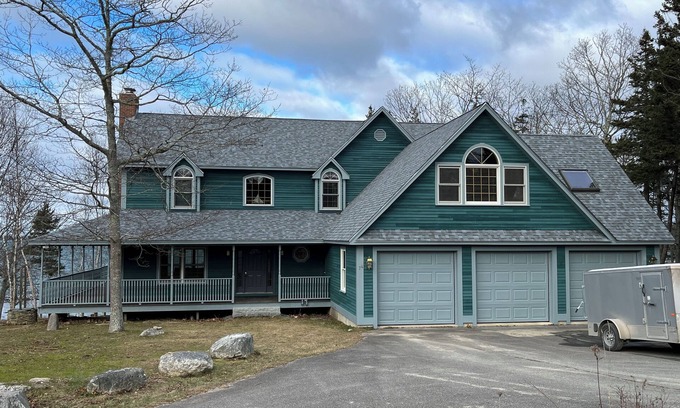 Deer Isle Casa | Oceanfront - Tranquil 4-bedroom, 3.5 bath Deer Isle home with fiber Internet, AC