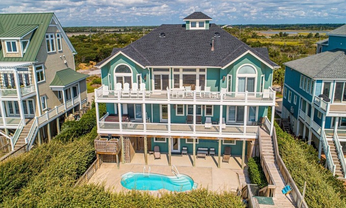 Ocean Sound Village Casa | Save 20% on remaining open weeks