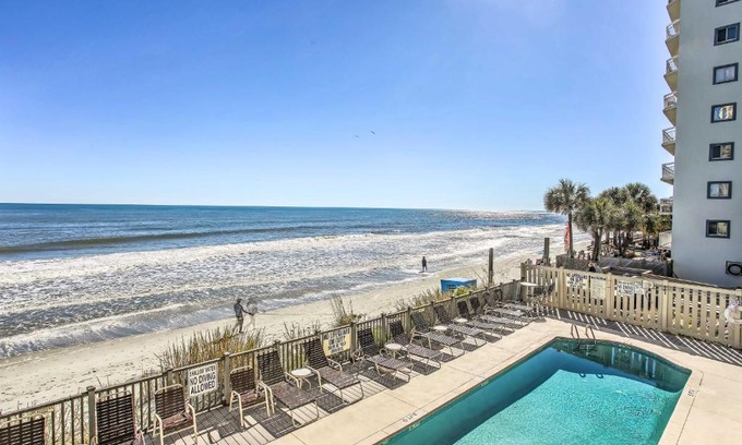 Garden City Apartamento | Oceanfront Vacation Rental in Murrells Inlet!