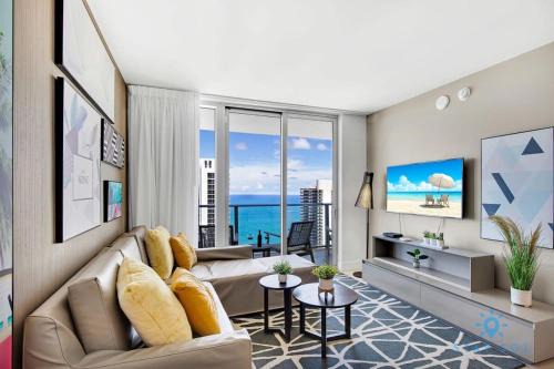 Hollywood South Central Beach Apartamento | Oceanfront View - Balcony - Hot Tub - Gym