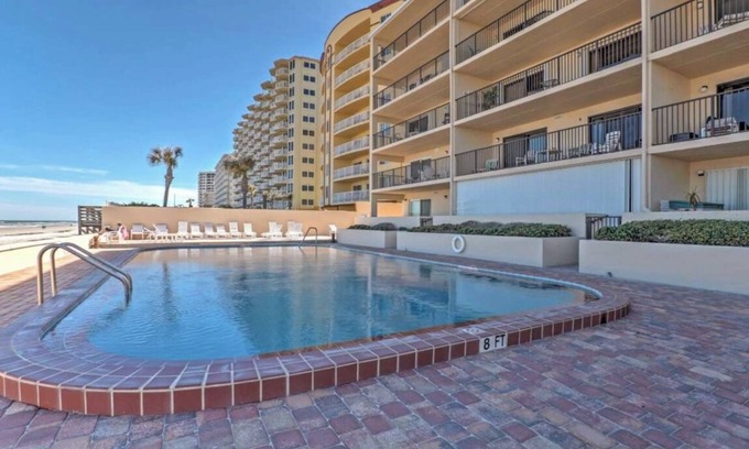 Orlando Heights Condominio | 🏖️Oceanfront walk out with private deck