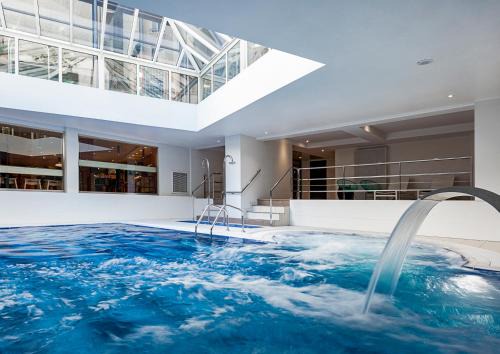 Issy-les-Moulineaux Hotel | Oceania Paris Porte De Versailles