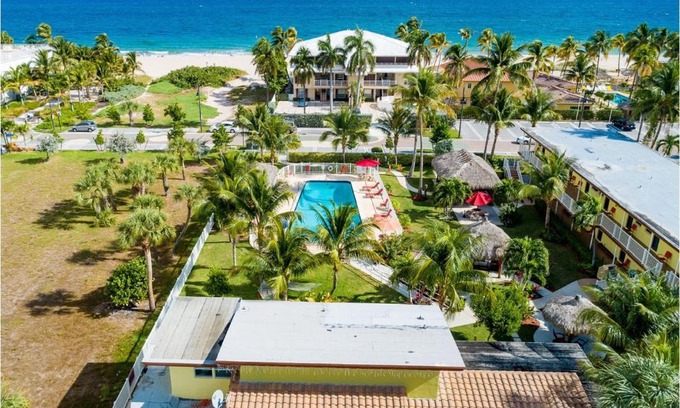 Pompano Beach Hotel | Oceans Beach Resort & Suites