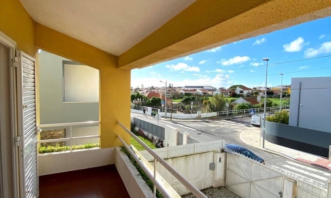 Linda-a-Velha Casa | Oceans house - Pool, Sauna, 20 Sleeps, 7m to beach