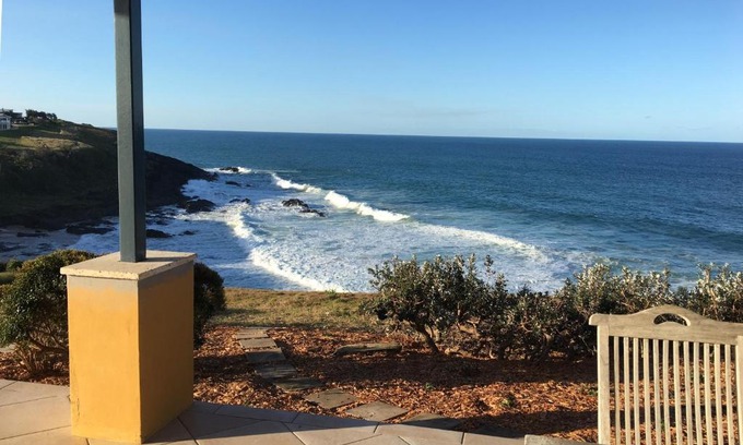 Way Way Apartamento | OceanScape Luxury Beachfront Villas