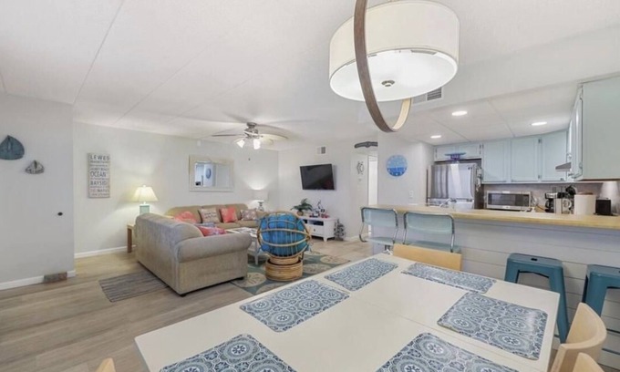 North Ocean City Condominio | Oceanside 2bed 2bath condo, close to beach & perfect for families!