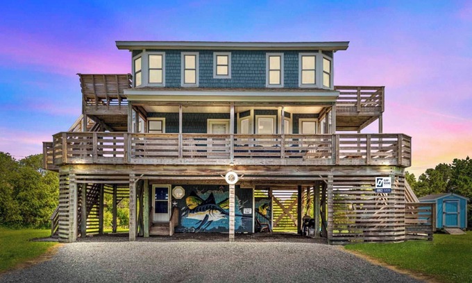 Salvo Casa | Oceanside Home with Hot Tub, Nearby Beach Access, and Grills. A Retreat for All!