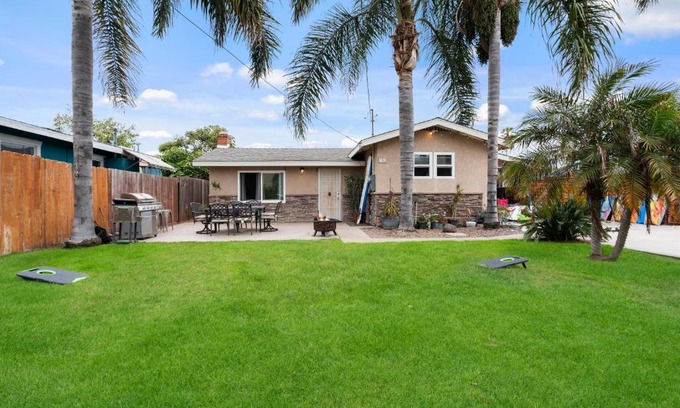 Townsite Casa | Oceanside Rocks Family Vacation Home