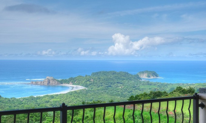 Puerto Carrillo Condominio | Condominio privado de lujo, seguridad las 24 horas, familiar, conserje en el lugar