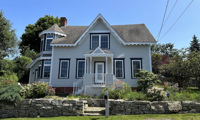 Mid-Coast and Islands Casa | Oceanview Victorian Retreat in Pott’s Point