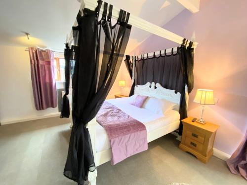 Kelty Chalet De Esquí | Ochil 10 with Private Hot Tub - Fife - Loch Leven - Lomond Hills