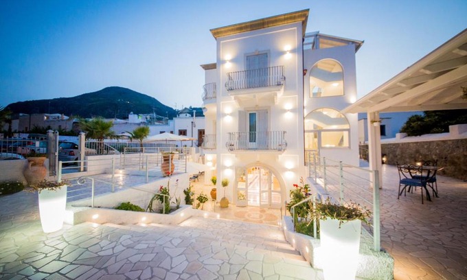 Lipari Historic Centre Hotel | Odysseus Hotel