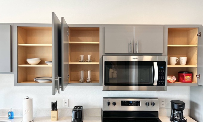 Des Moines Apartamento | ✧Odyssey at Keystone | Lovely 1BD Apartment✧