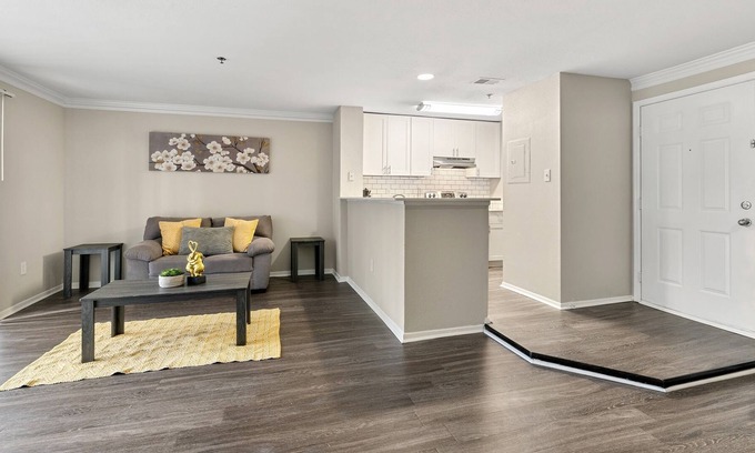 Dunwoody Apartamento | ❤ of Atlanta♣Pool♣Balcony♣Parking♣Smart TV♣Gym