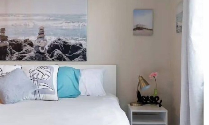 North Central Edmonton Condominio | ❤️ of Edmonton ❤️ Brewery Dist 🍻 Pet Friendly🐶❤️