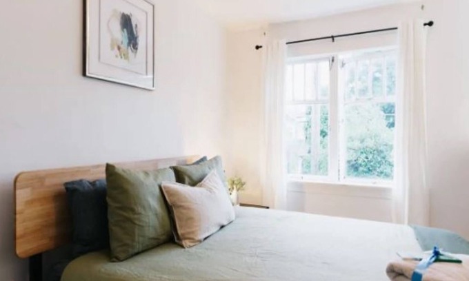 Kitsilano Apartamento | ♡of Kits:2BR Pet Friendly Heritage Rustic Chic Apt