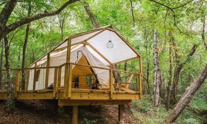 Clifton Alquiler De RV | Off Grid Luxury Camping on the River