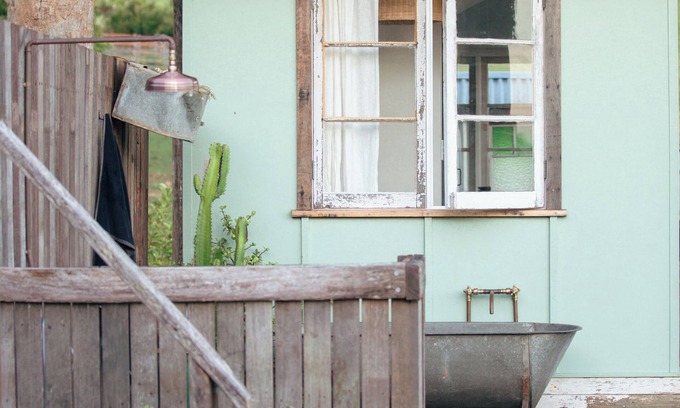 Coopers Shoot Cabina | Off-grid Tiny Home in Byron Bay’s Hinterland