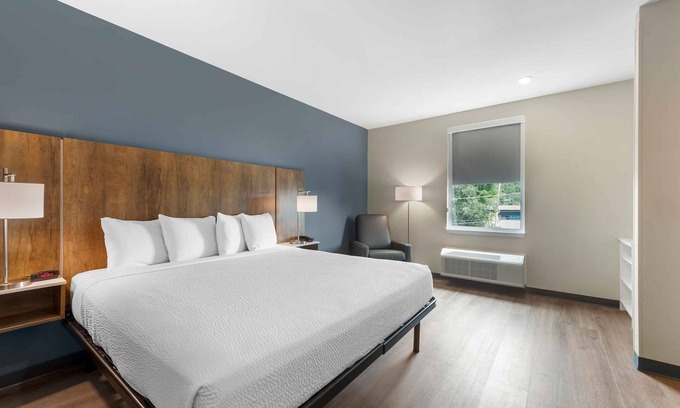 Asheville Hotel | Off I-240 - Cozy King Bed Room Perfect for your Extended Business or Leisure Stays