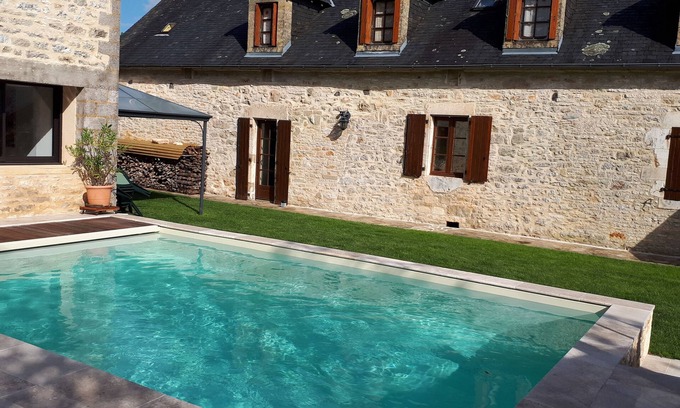 Badaillac Casa | OFERTA vacaciones abril! Tarifa más baja para vacaciones en familia o con amigos.