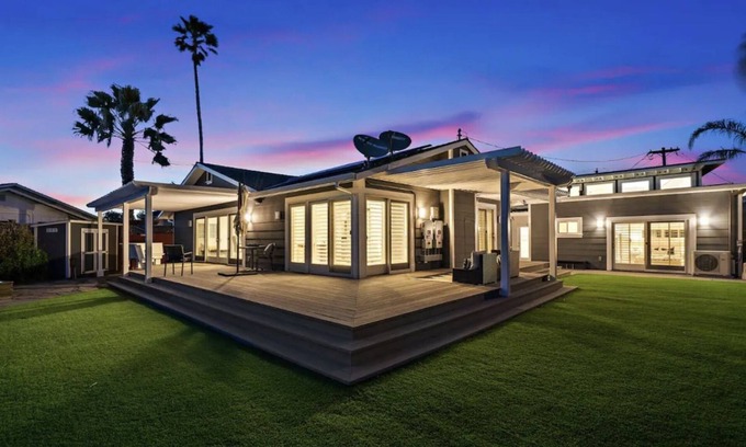 East San Mateo Casa | Offsite family retreat property in the heart of Silicon Valley