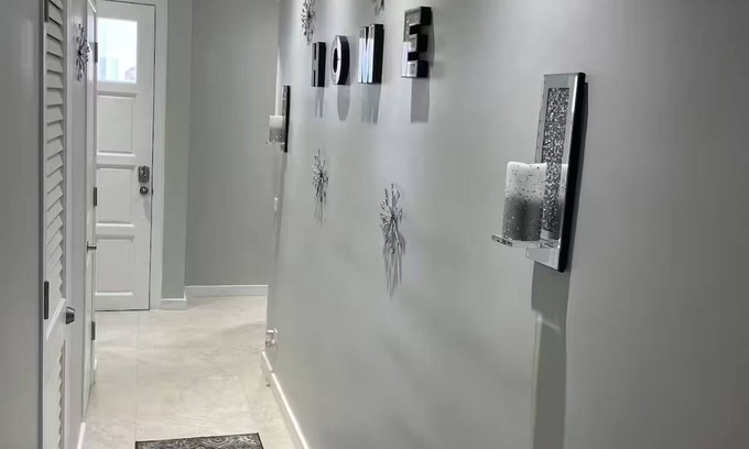 Nassau Condominio | Ohana 9093 LLC