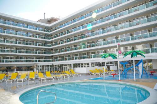 Centro de Salou Hotel | Ohtels Villa Dorada