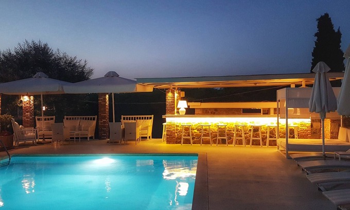 Neapoli Casa | Oikies Small Elegant Houses