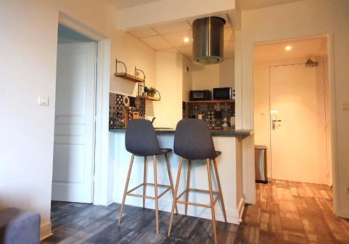 Magny-le-Hongre Apartamento | OISEAU DE PARADIS - 7 Min des Parcs Walt Disney- Arrivée autonome-Parking et Wifi gratuit- Proche commerces et restaurant Idéal pour les familles