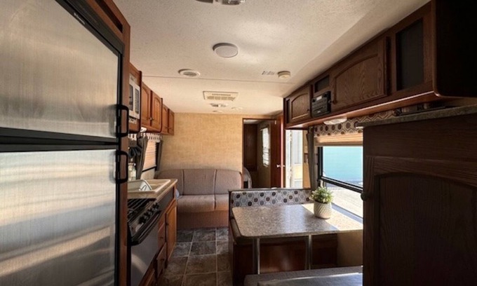 Blind Bay Complejo | Okanagan Beachfront RV on SHUSWAP LAKE