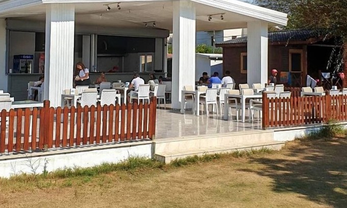 Bayraklı Cabina | Okeanos Beach Bungalow