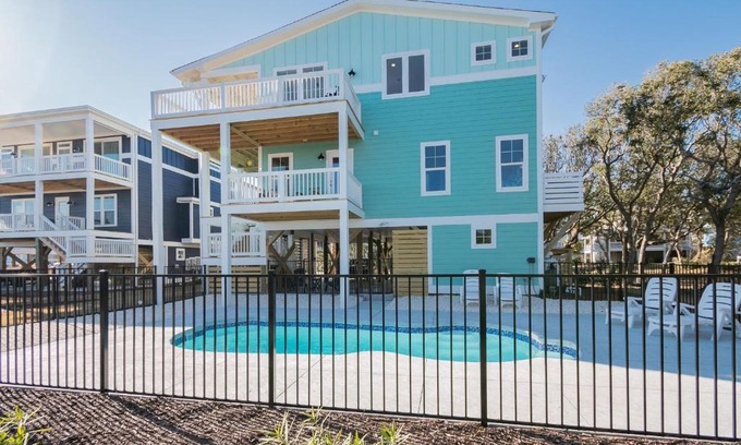 Yaupon Beach Casa | Oki Dokey by Oak Island Accommodations