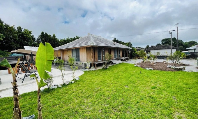 Gabu Casa | Okinawa Retreat | BBQ, Stars & Serenity