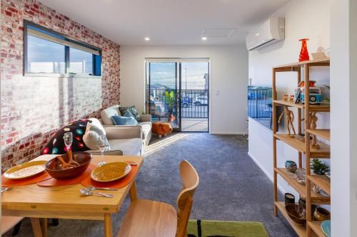 Christchurch Apartamento | Okioki - Seaside Escape