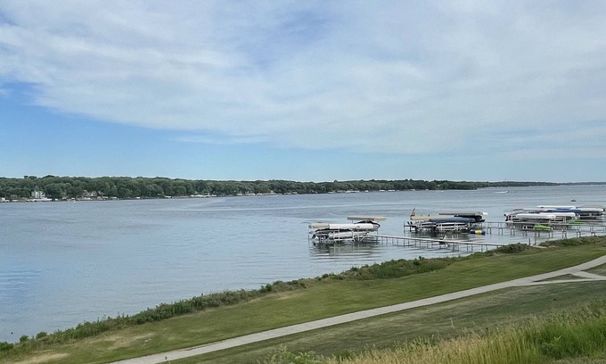Spirit Lake Casa | Okoboji Cabin