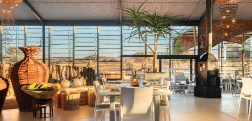 Otjozondjupa Region Cabina | Okonjima Plains Camp