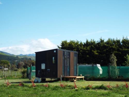 Wairau Valley Casa | Okuti Cottage by Tiny Away
