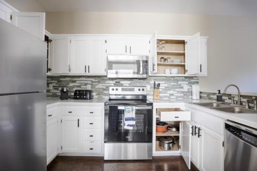 Olathe Casa | Olathe sleeping Beauty 3bdr and 2 baths