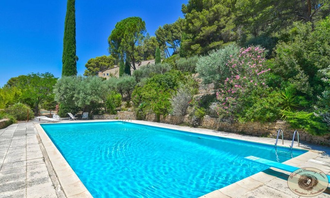 Le Beausset Casa | Old country house with swimming pool and tennis court