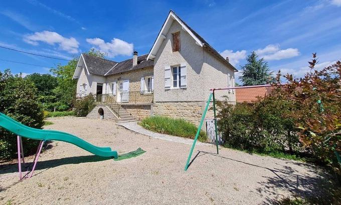 Beauregard-de-Terrasson Casa | Old farm near Montignac